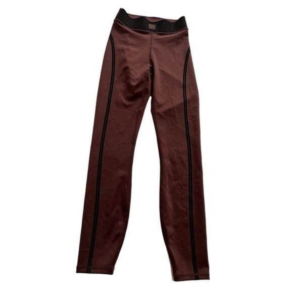 ALO Yoga Airlift High-Waist 7/8 Line Up Leggings in Cherry Cola - Picture 1 of 6